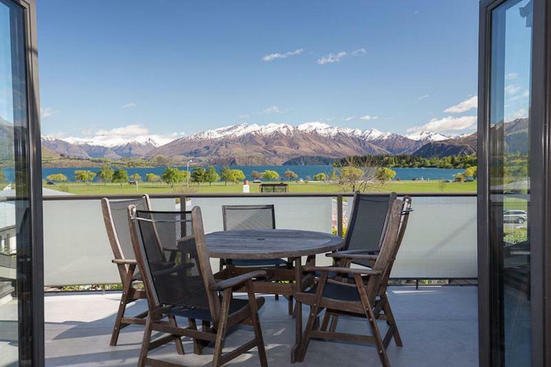 Kylie'S Castle Villa Wanaka Exterior foto