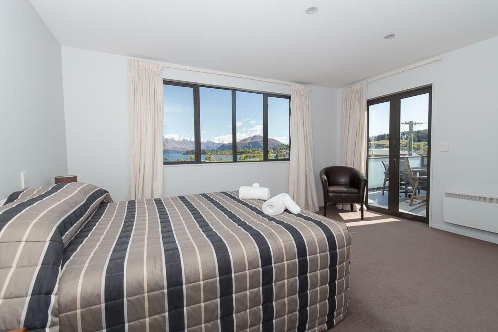 Kylie'S Castle Villa Wanaka Exterior foto